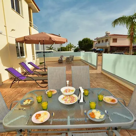 Nissi Martha Apartment